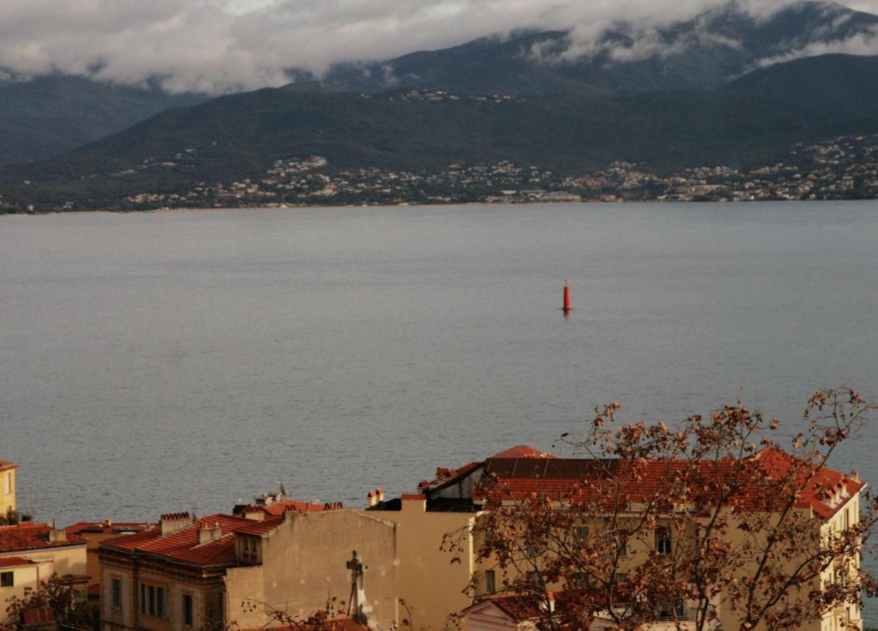 Hotel Albion Ajaccio  Dış mekan fotoğraf